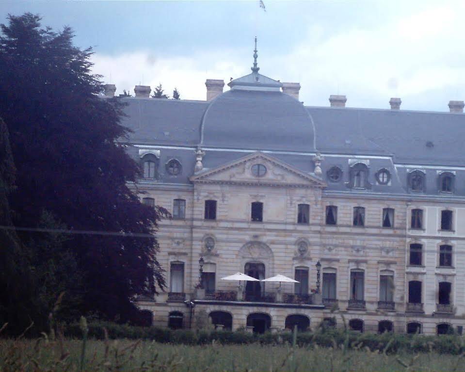 Hotel Restaurant Zum Hirschen Donaueschingen Exterior photo